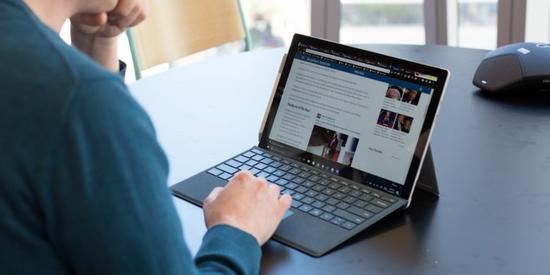 彭博：微软将推廉价版Surface平板，抢iPad市场