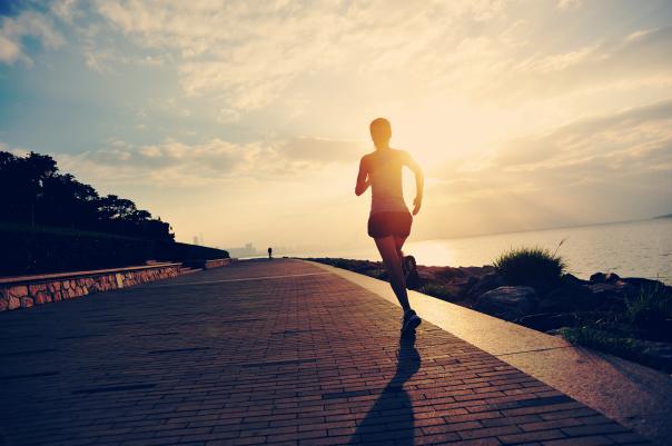 长跑以后大腿肌肉酸痛，有什么方法可以缓解？